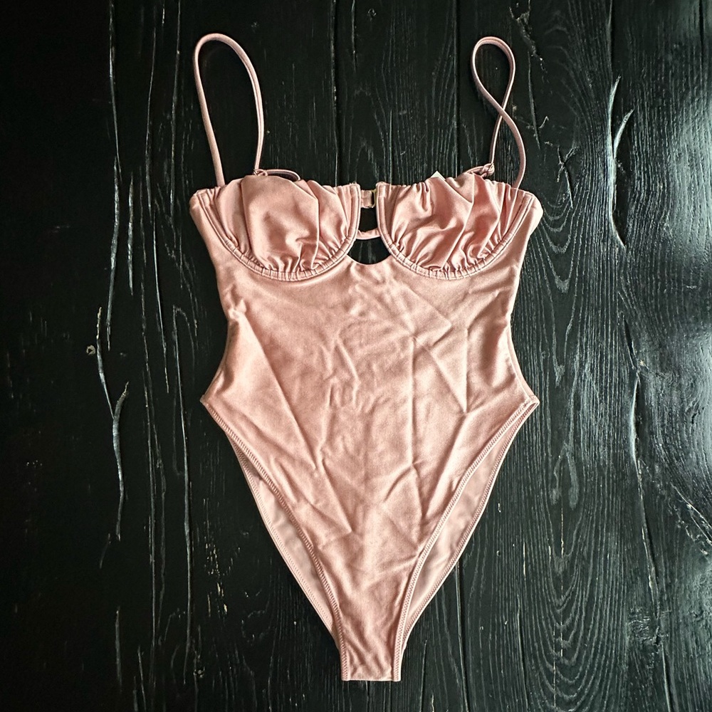 Montce Pink Satin Petal One Piece NWT - Picture 5 of 10